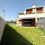 וילה Funtastic With Pool