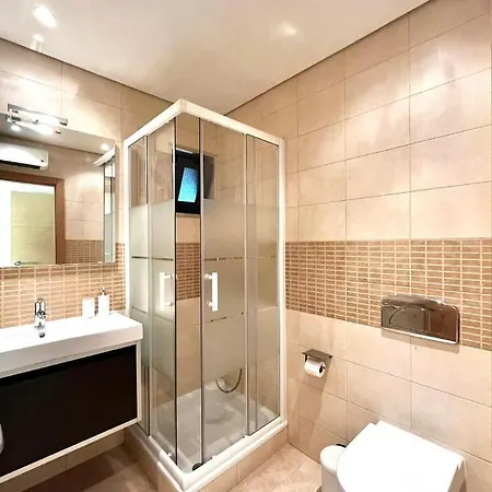 Funtastic With Pool Villa Albufeira