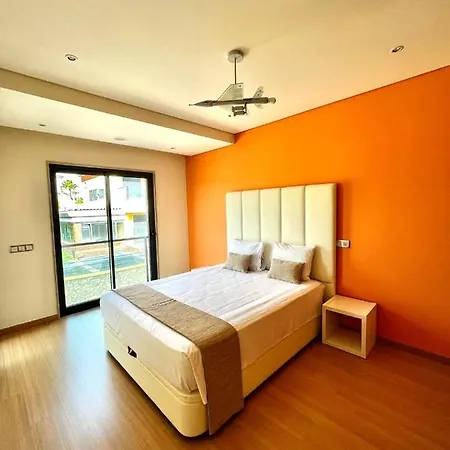 别墅 Funtastic With Pool 阿尔布费拉