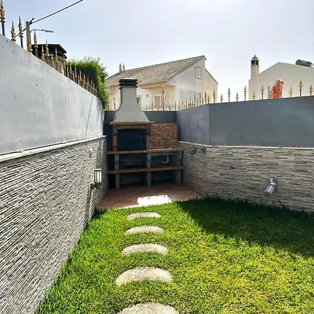 Funtastic With Pool 别墅